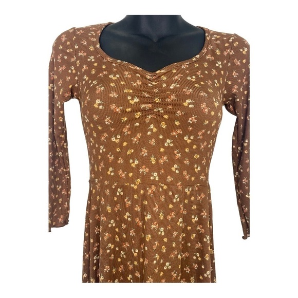 SEE You Monday Casual Floral Dress - Picture 2 of 4